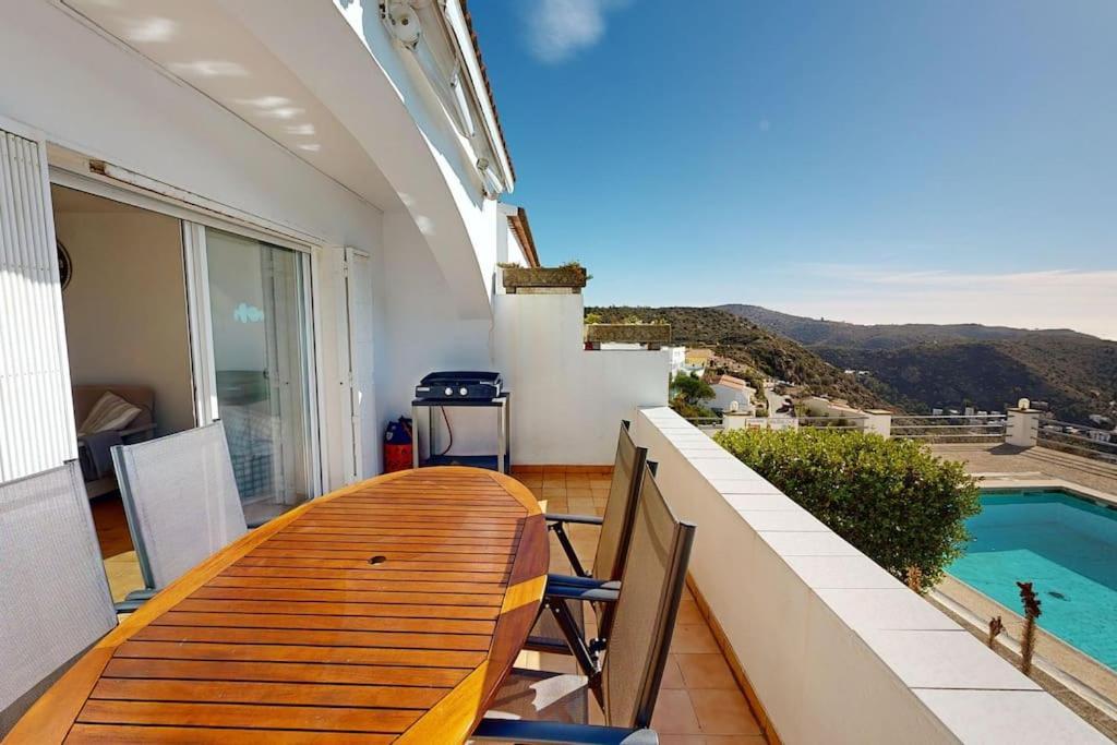 Appartement 65 M2 ,Piscine Vue Mer Roses Eksteriør bilde